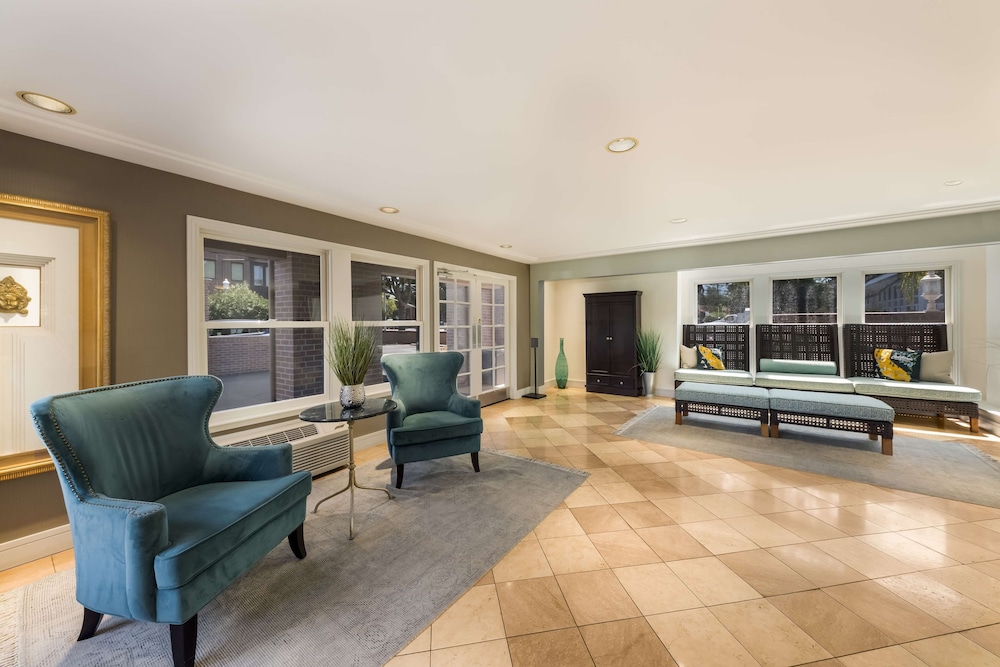 Surestay Plus Hotel By Best Western Mountain View 51/70
