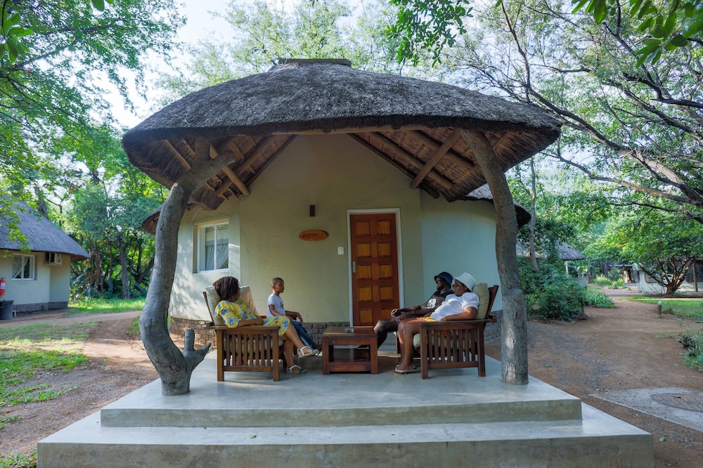 Aha Sefapane Lodges And Safaris 4/50