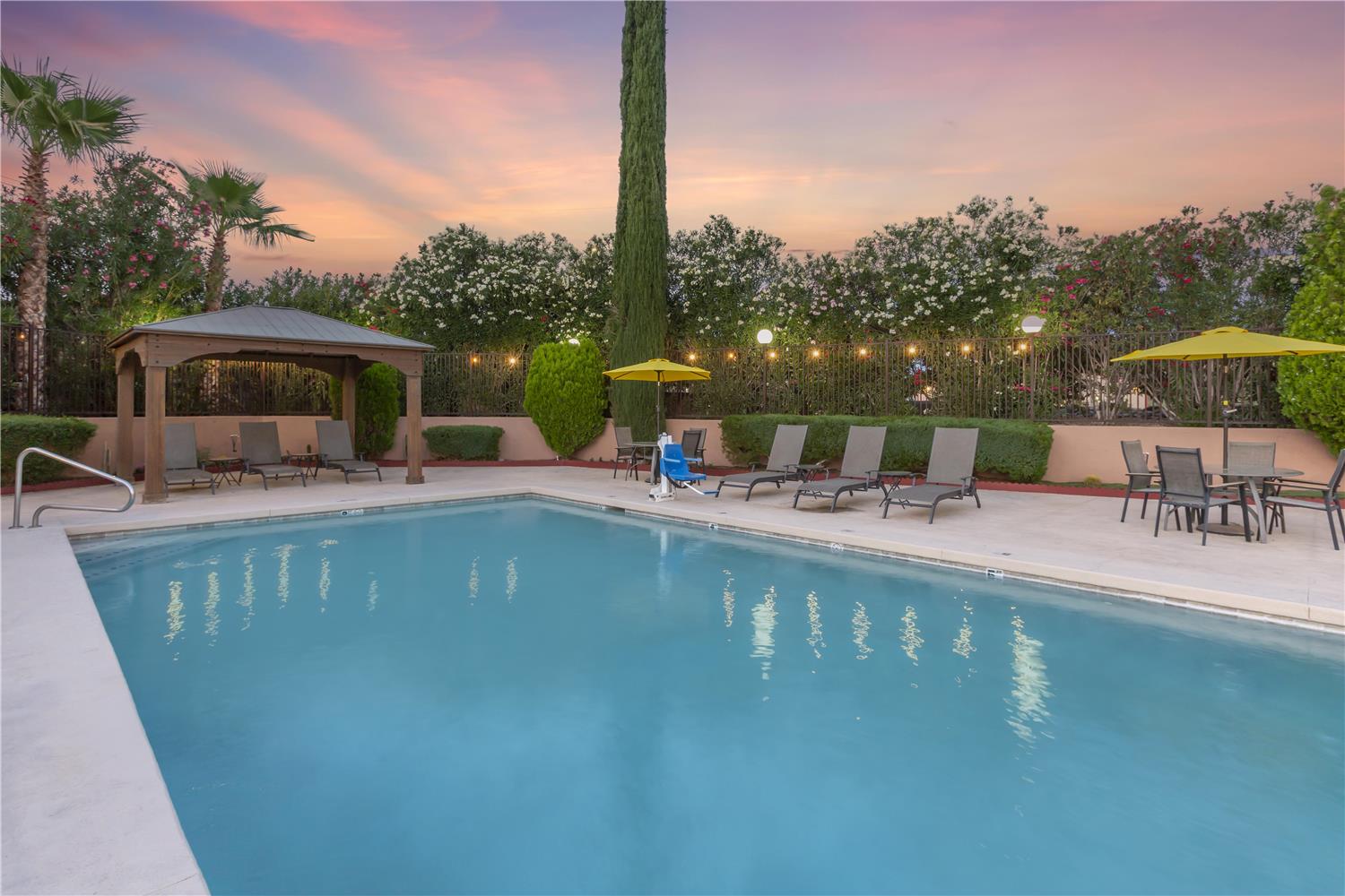 Best Western Copper Hills Inn 18/20