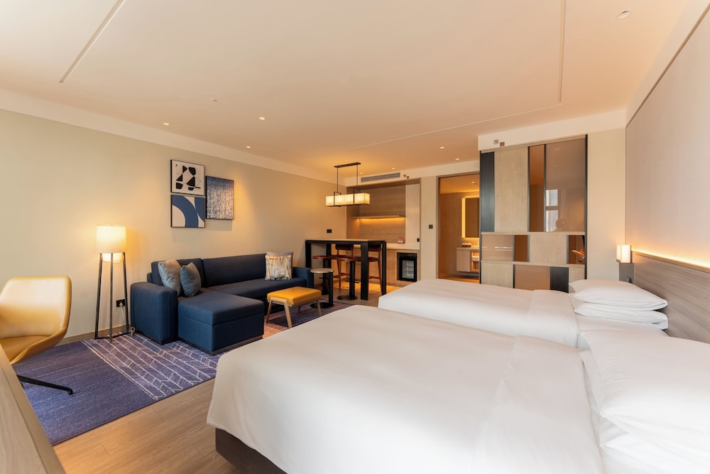 Special, Twin Beds, Sofa