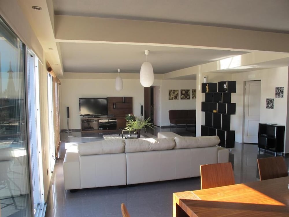 UNO BUENOS AIRES SUITES 5/60