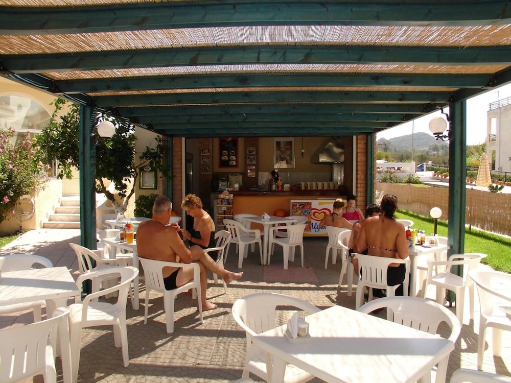 Summerland Hotel & Bungalows - Adults Only 18/34