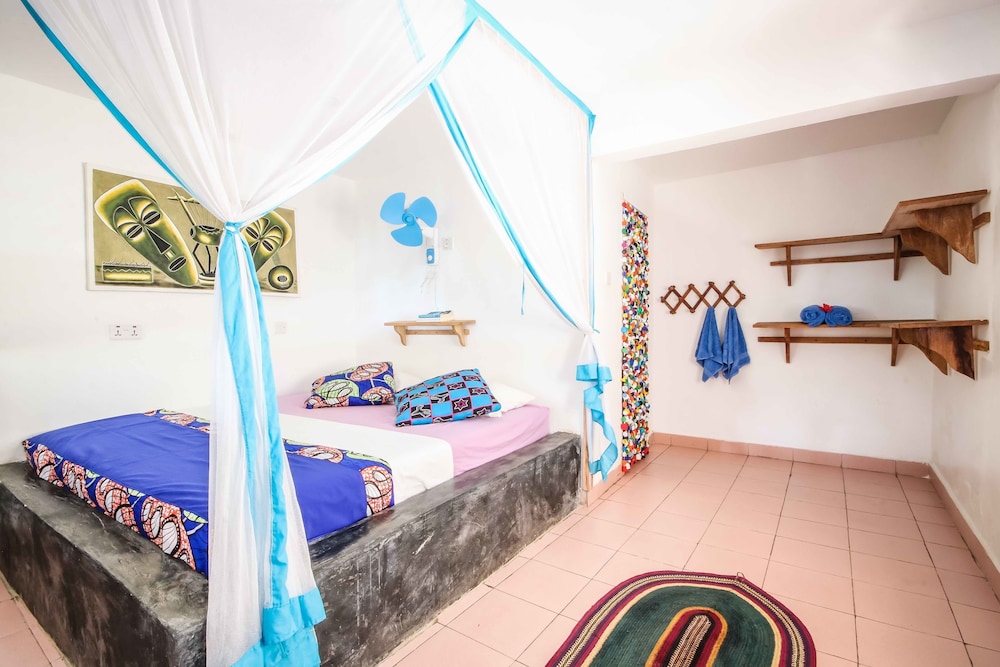Blue Reef Sport And Fishing Lodge & Bungalows 24/49