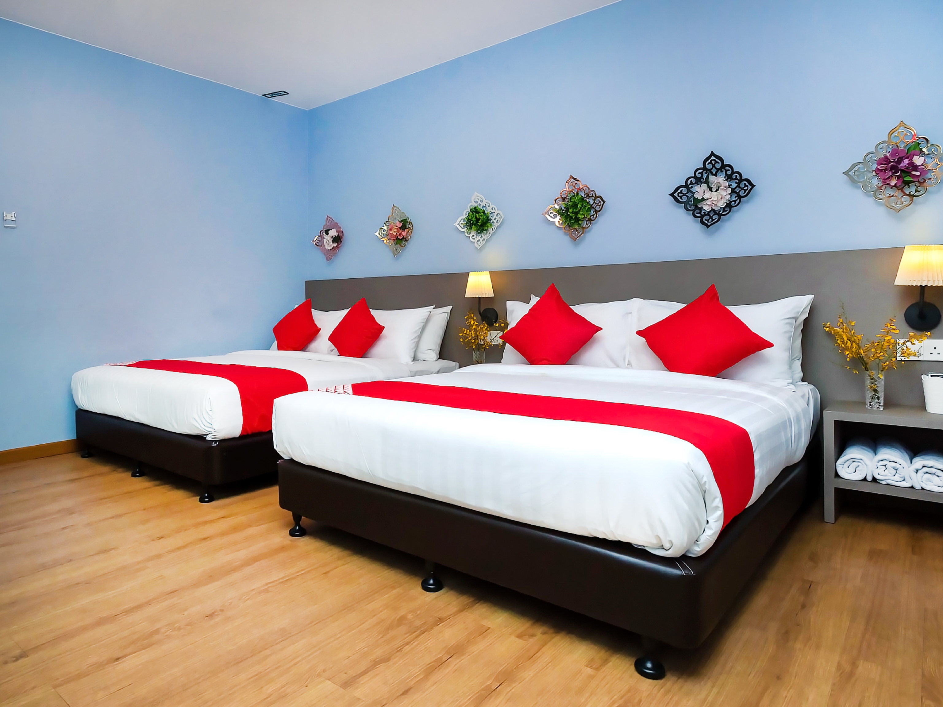 Dk Hotel 12/40