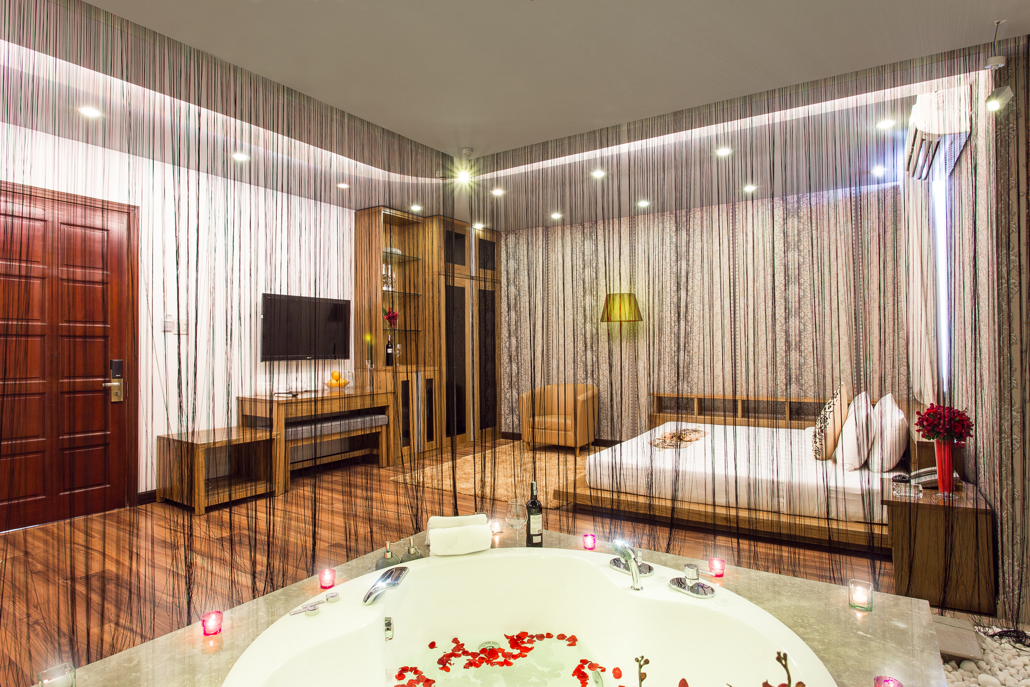 Valentine Hotel 23/36