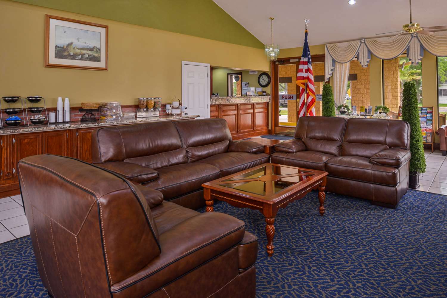 Americas Best Value Inn West Columbia 13/26