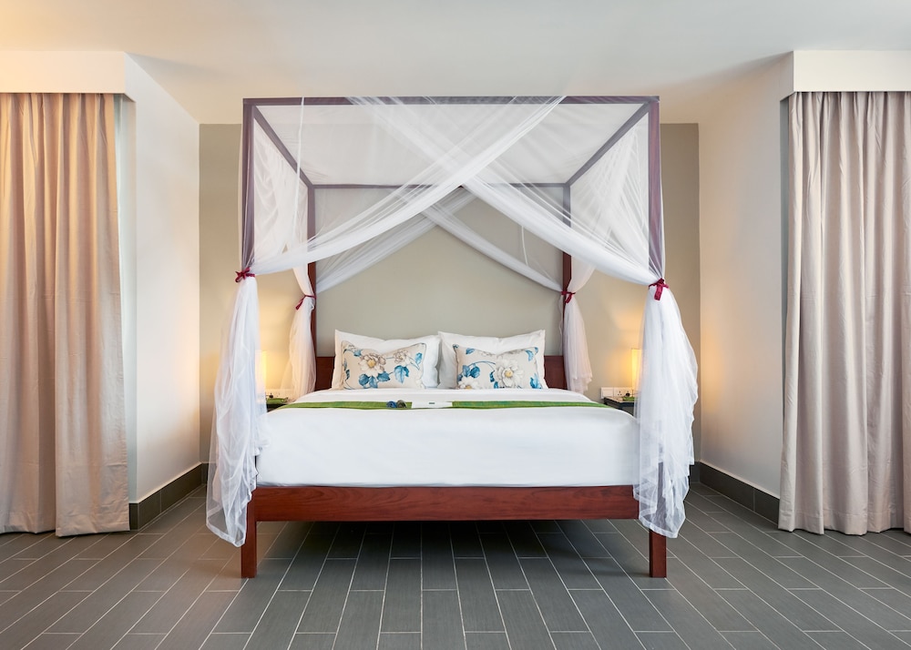 Plantation Urban Resort And Spa 9/70