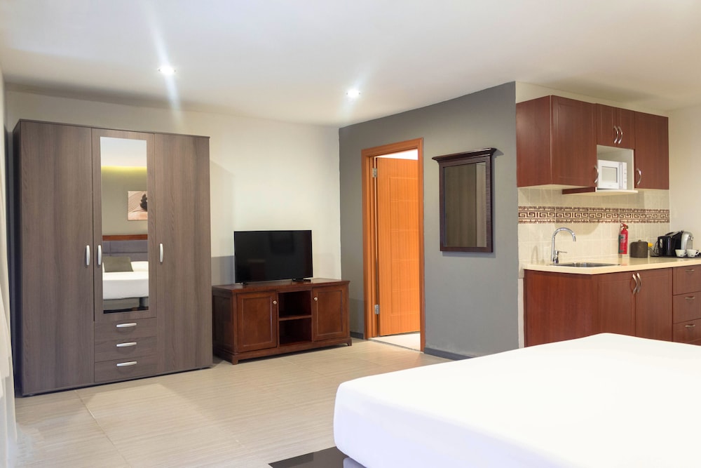 Curacao Suites Hotel 19/66