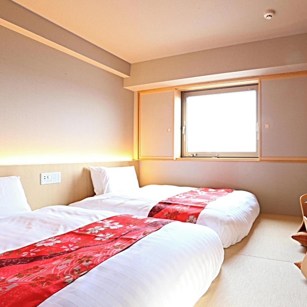 ROOM, TWIN BEDS, TATAMI