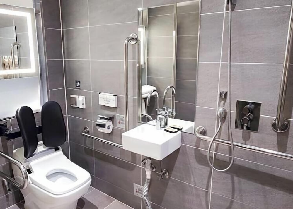 Hotel Midcity Myeongdong 45/48