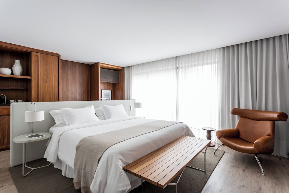 NOMAA HOTEL 4/50