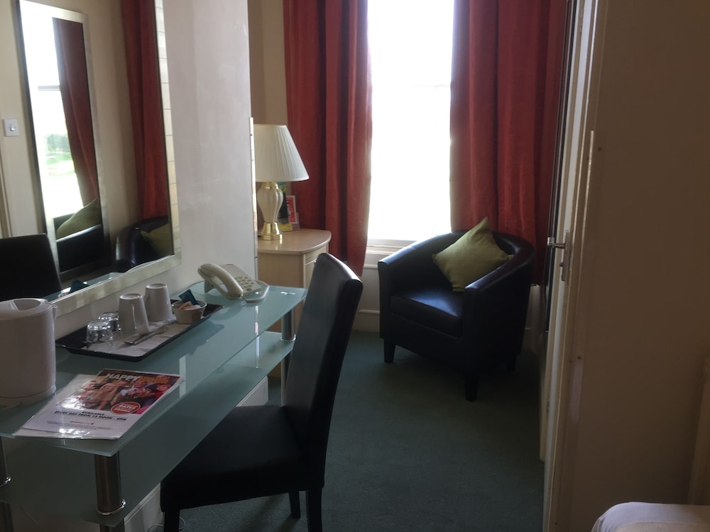 Clifton Hotel Scarborough 41/50