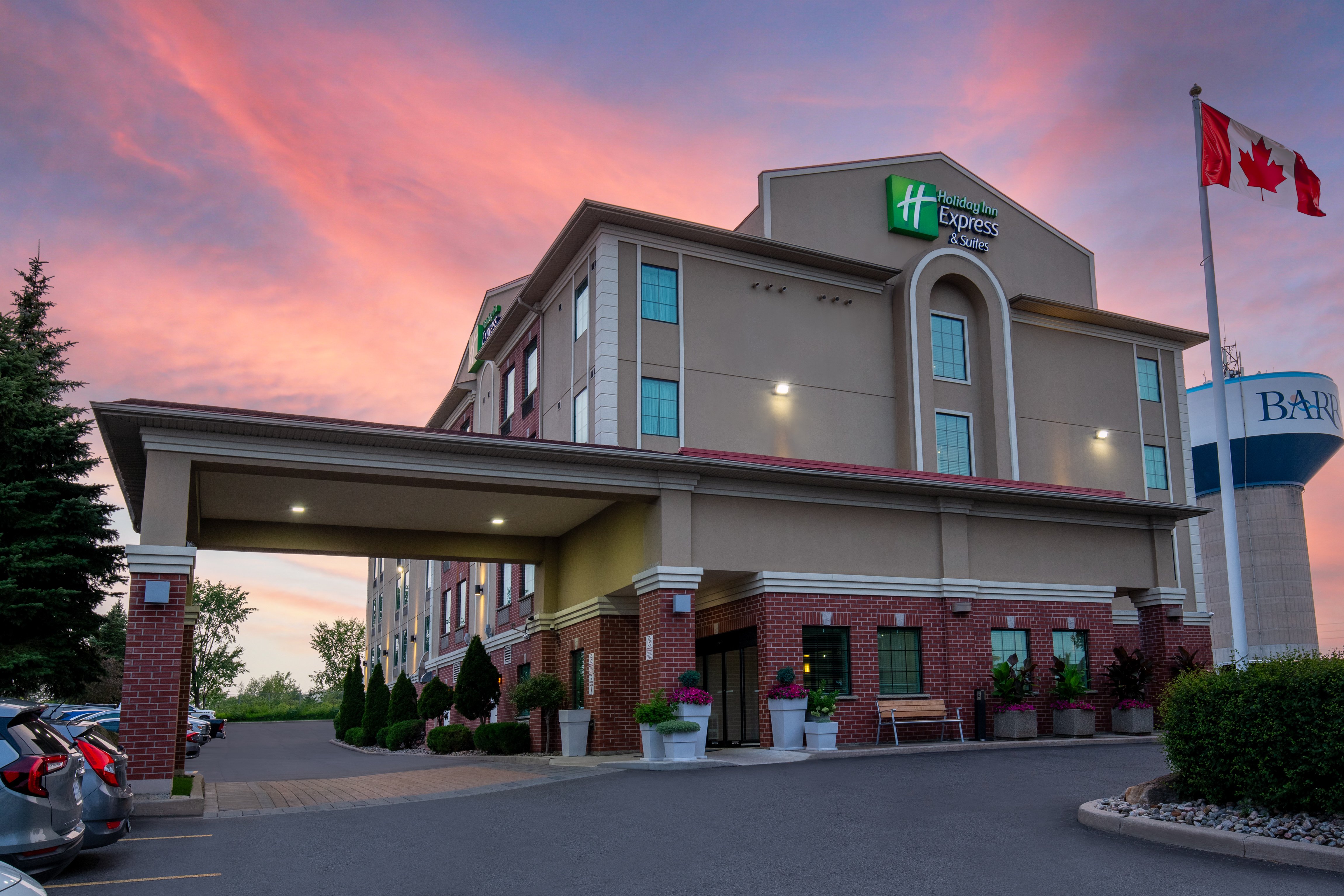 Holiday Inn Express Barrie 2/75