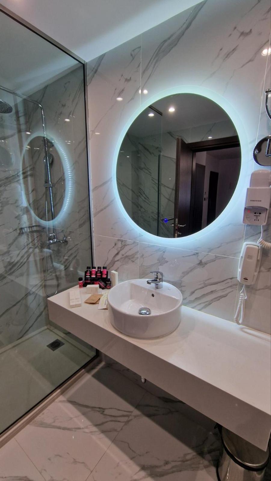 Junior Suite, King Bed, INTERNATIONAL ATENE HOTEL 7/7