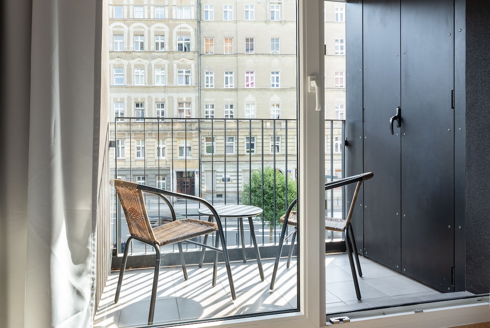Apartamenty-Wroc Kurkowa 14 24/50