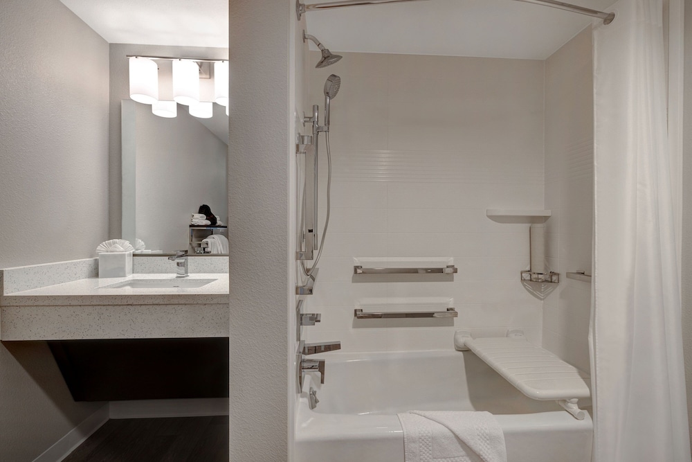 TownePlace Suites San Luis Obispo 45/46