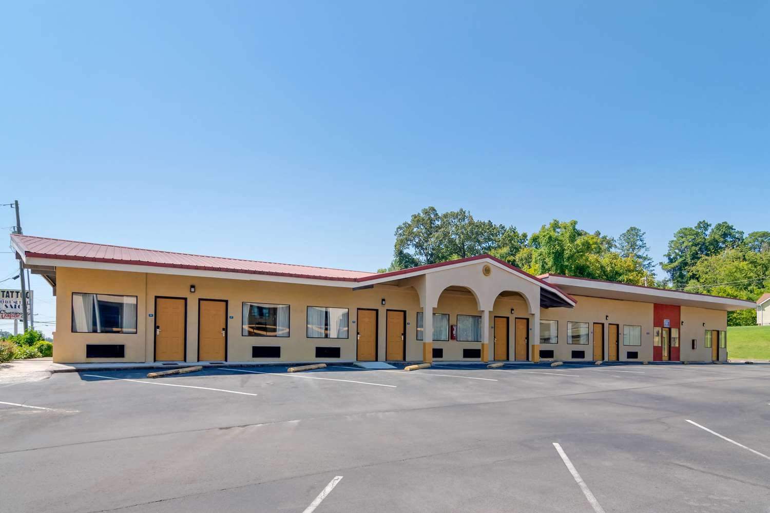 Econo Lodge Inn And Suites Near Chickamauga Battlefield 1/6