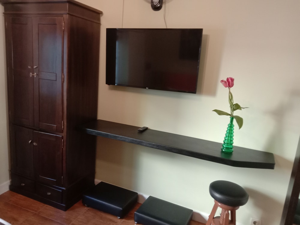RESIDENCIAL FARIA GUIMARAES 58/68