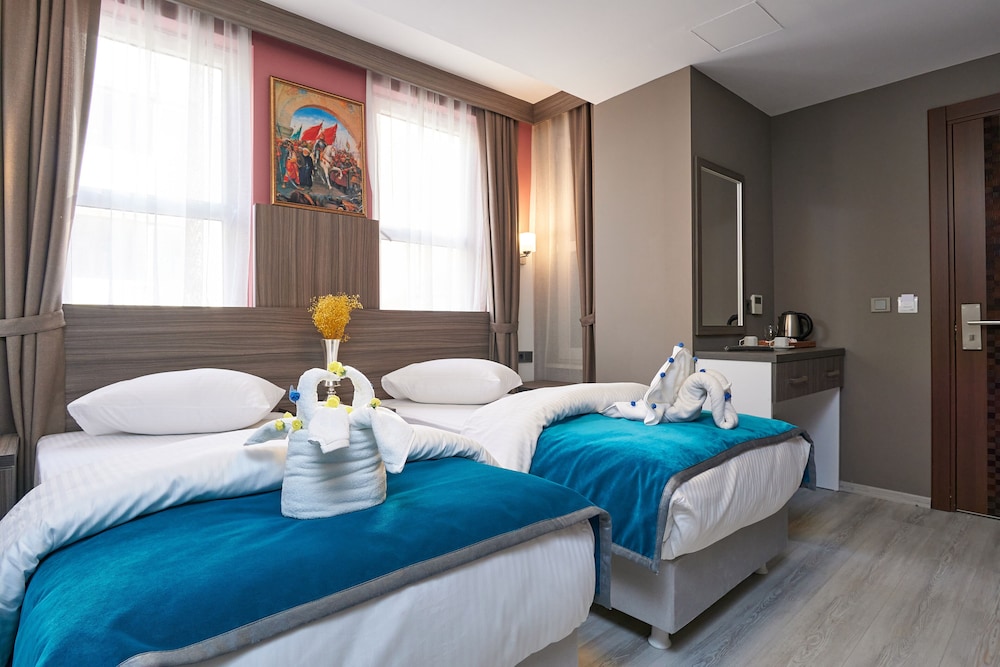 Renzo Hotel 15/38
