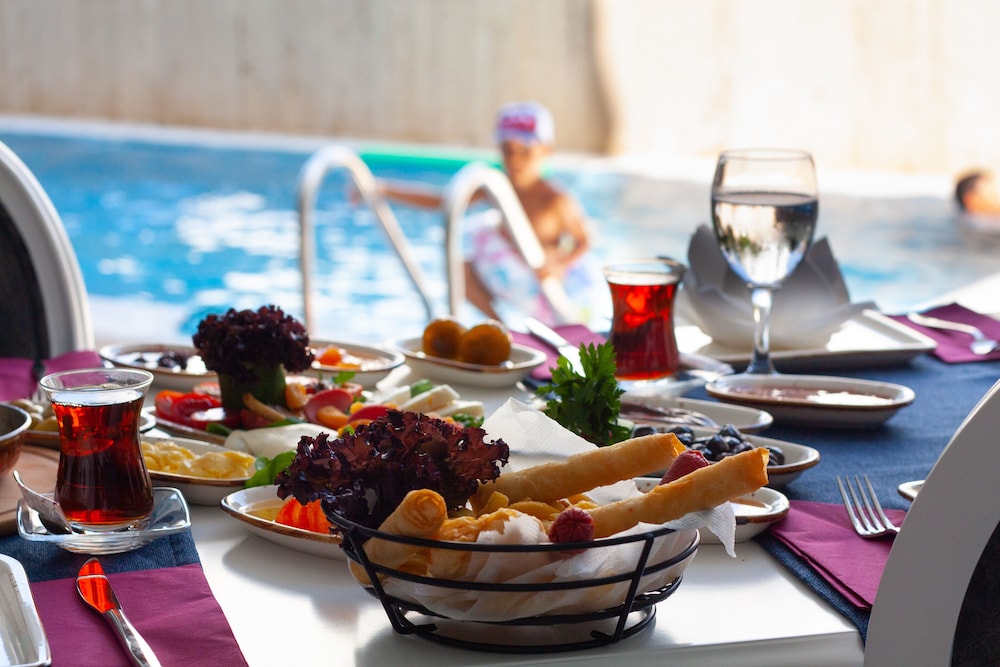 Livane Apart Hotel 35/50