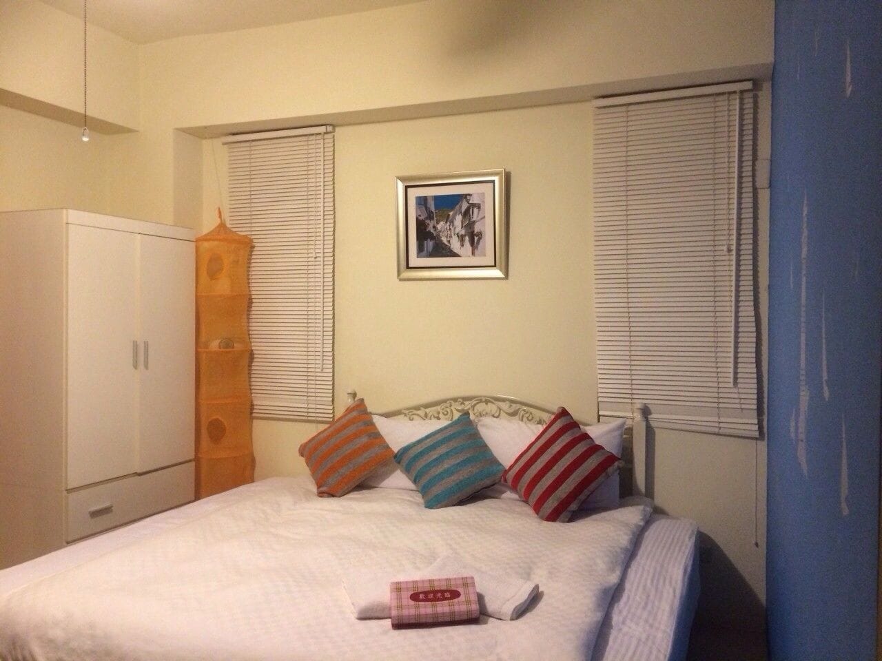 ROOM, TRIPLE