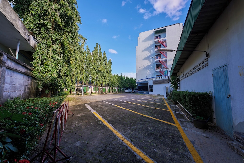 Nora Bukit Hotel 23/29