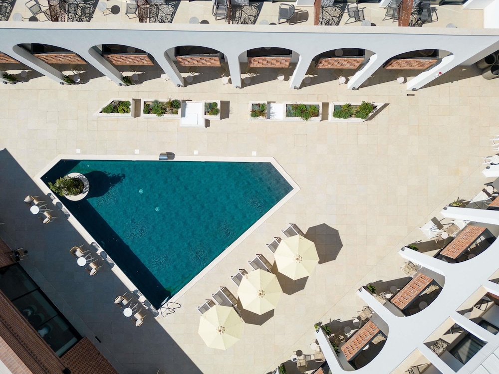 Mercure Conacul Cozieni Resort 4/49