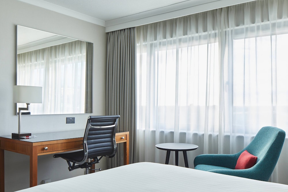 Marriott Portsmouth Hotel 38/41