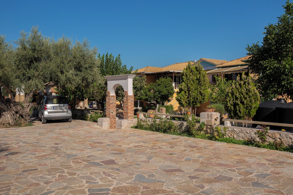 Villa Vita Holidays Apartments And Studios 43/50