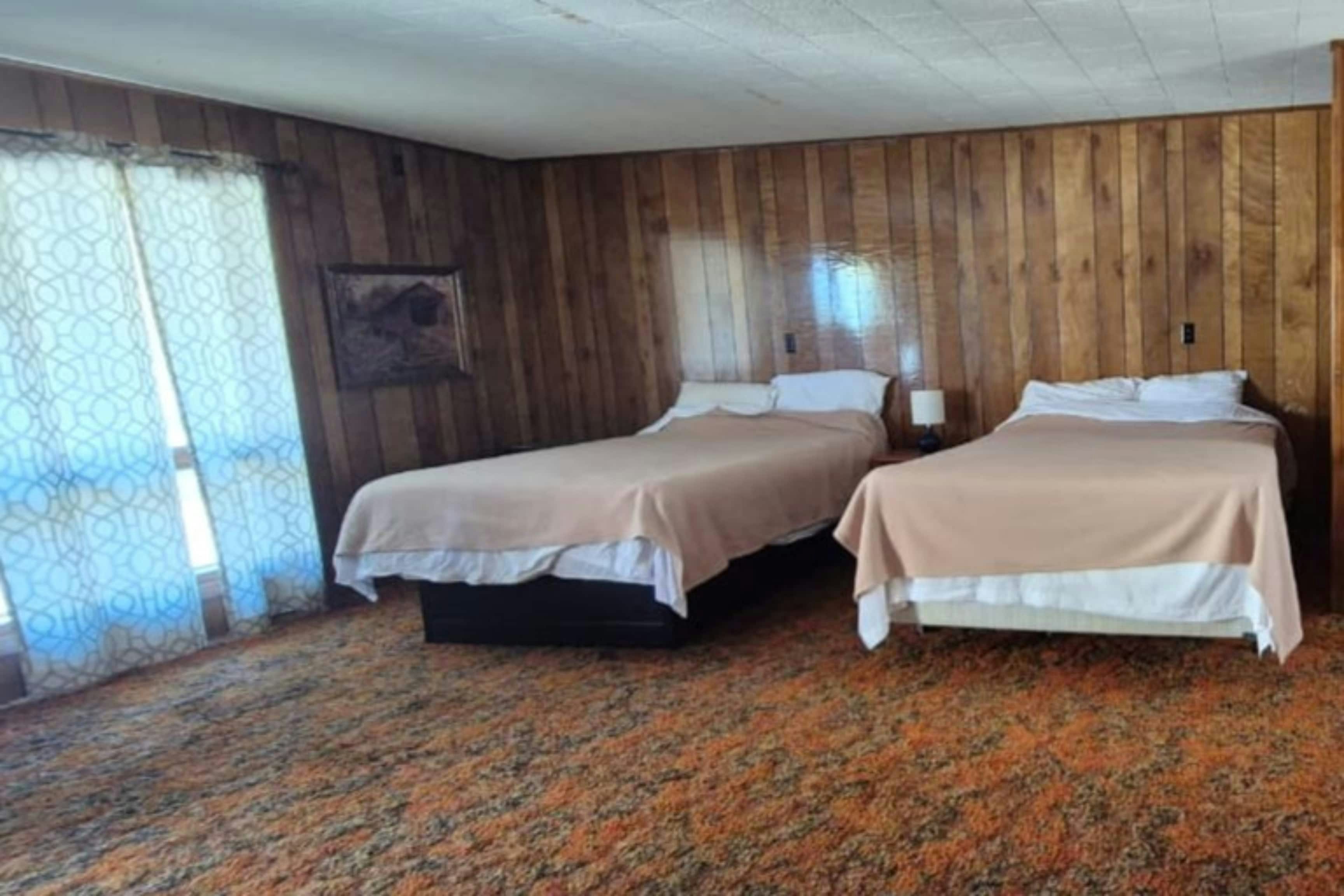 Sycamore Motel Havana Near Illinois River 18/38