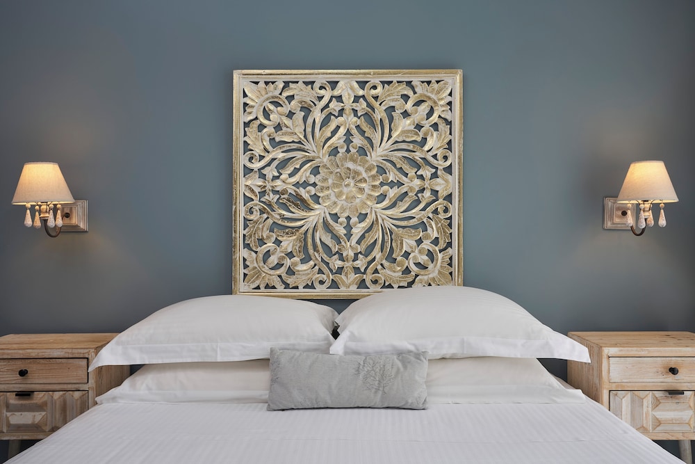 Mirabilia Boutique Hotel 46/86