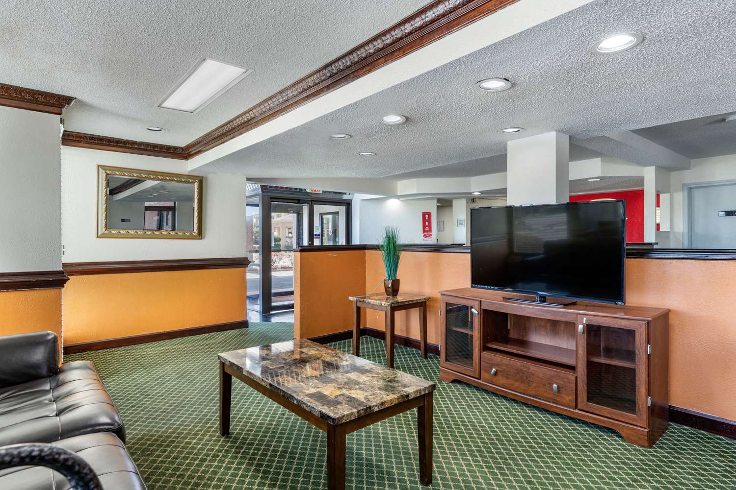 Econo Lodge Florence - Darlington 5/20