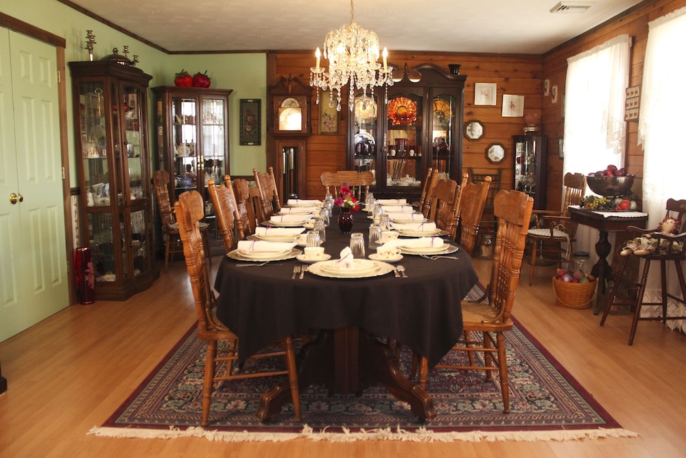 Berry Patch Bed and Breakfast 37/50