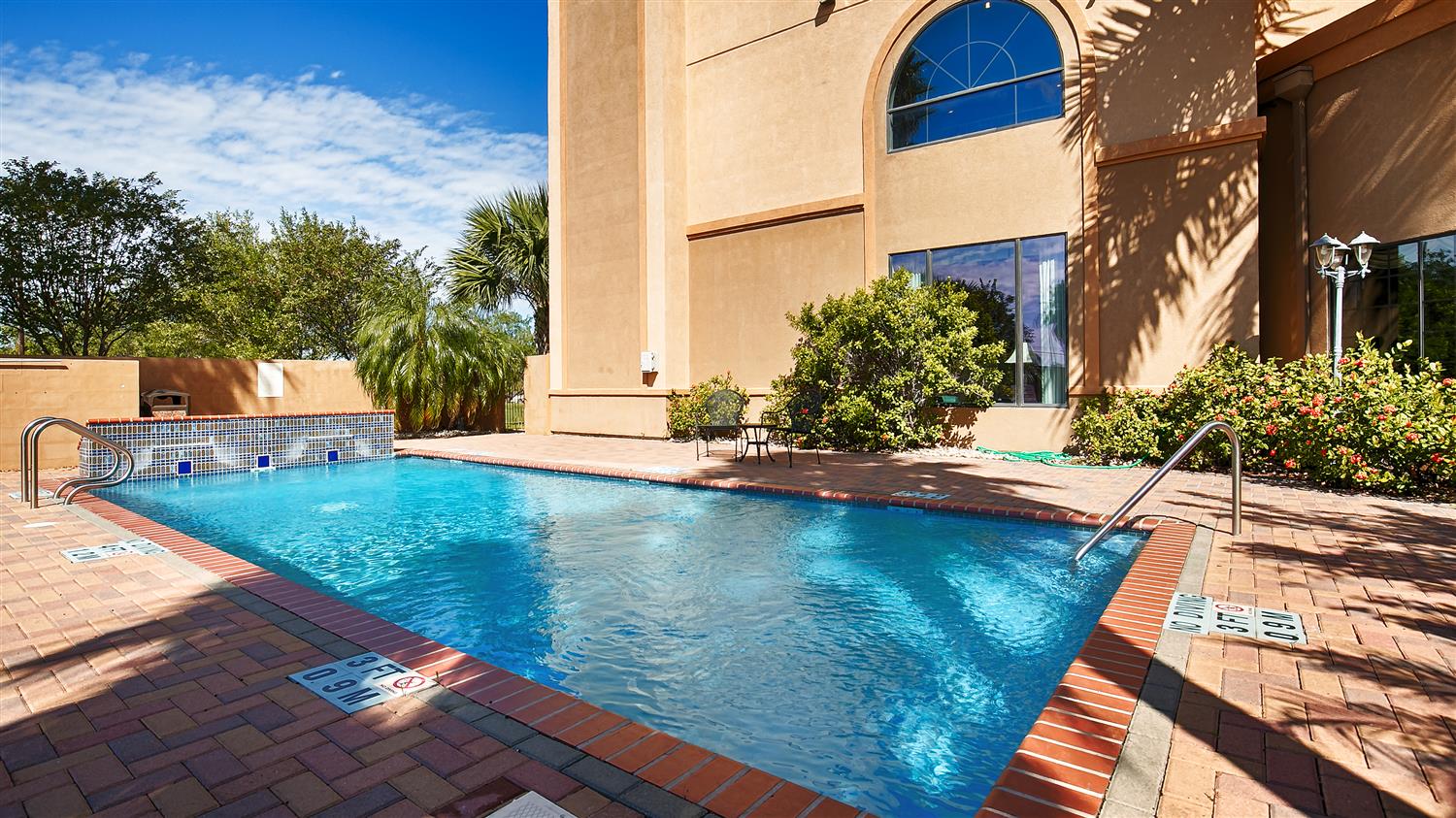 Best Western Casa Villa Suites 28/28