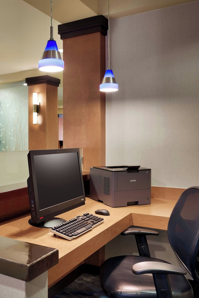 Fairfield Inn Suites Tallahassee Central 22/35