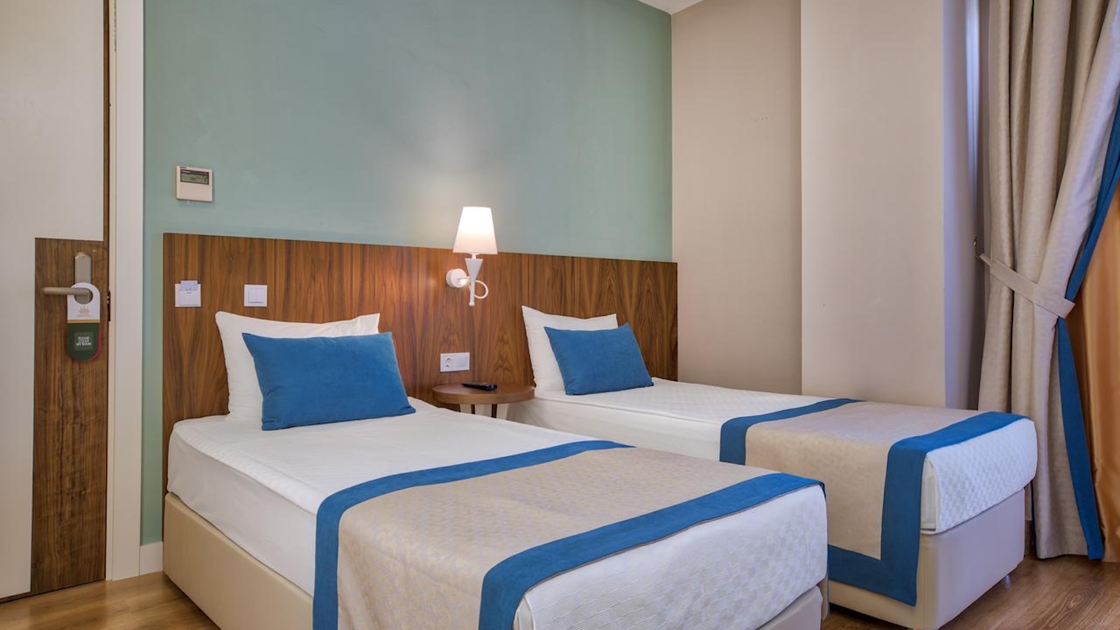 SeaShell Vega Hotel 8/50