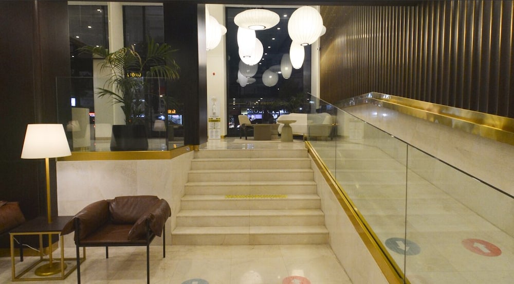 Ring Downtown Hotel 5/39