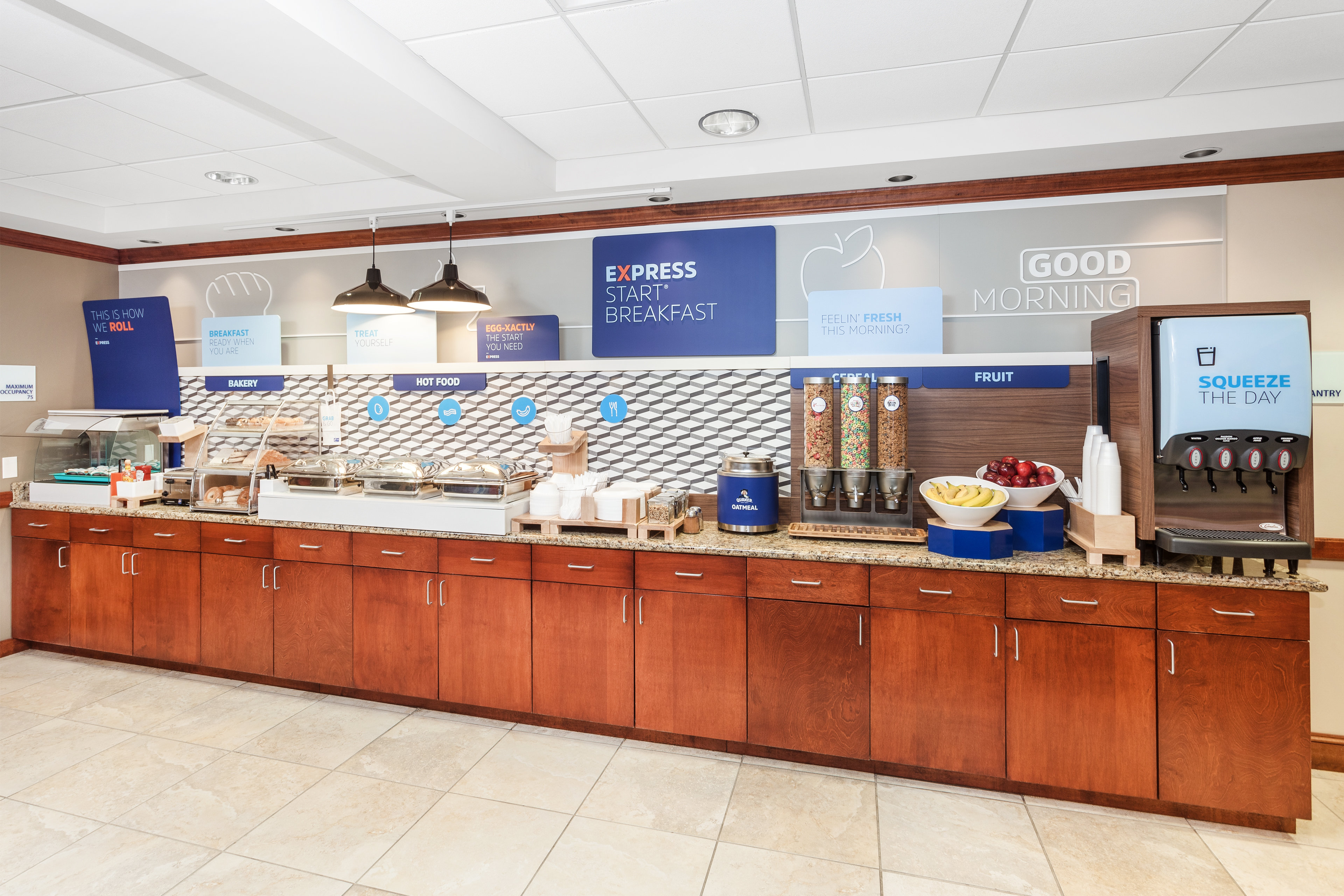Holiday Inn Express Hotel Suites Hampton South Seabrook 12/78