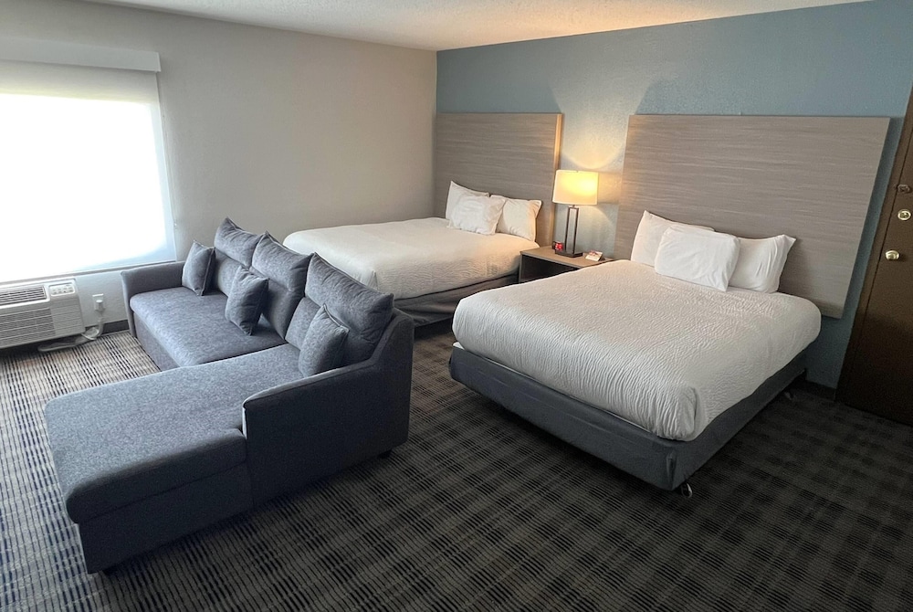 Americinn By Wyndham Baxter Brainerd 20/56