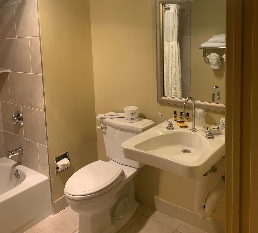Best Western Plus Wilkes Barre Center City 12/55