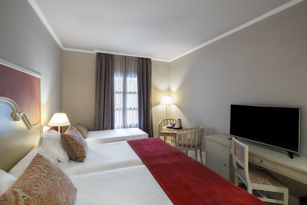 Vincci, 3 Beds, with Extra Bed