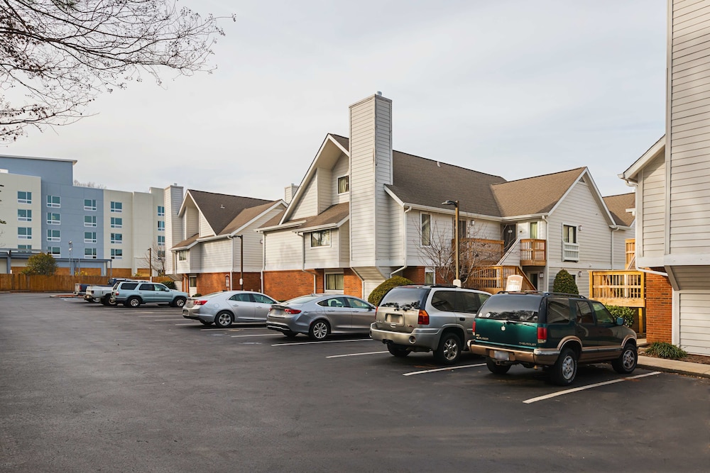 Studio 6 Extended Stay - Greensboro, NC 35/47