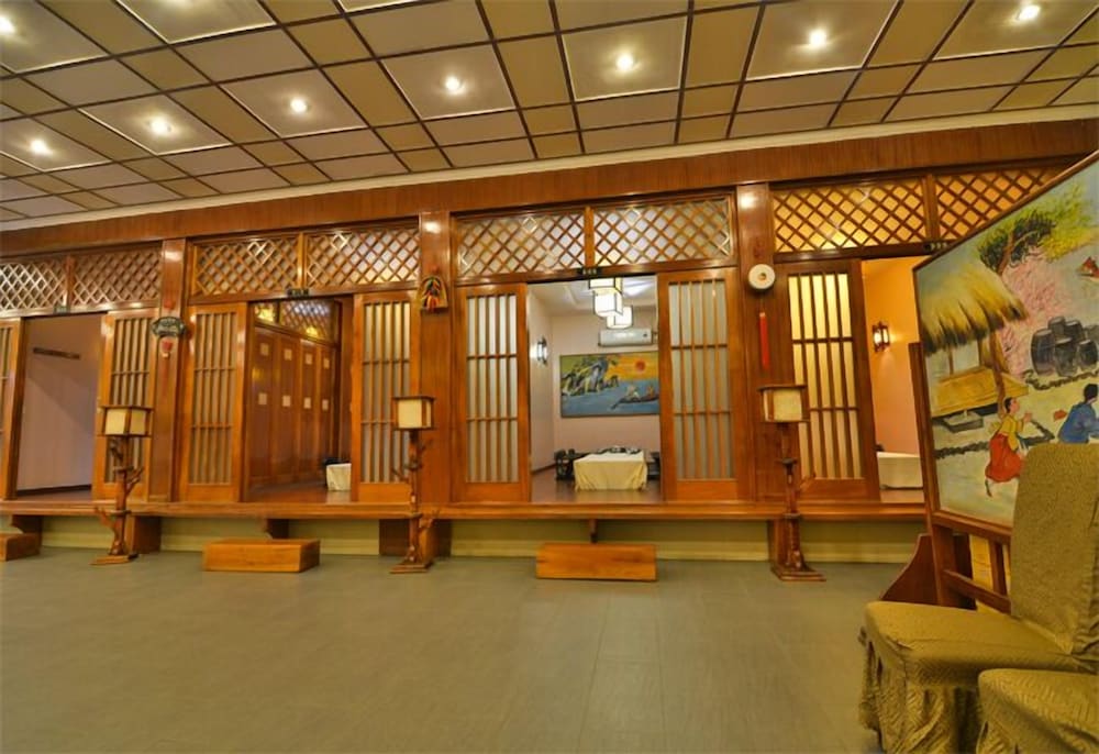 Arirang Hotel 15/26