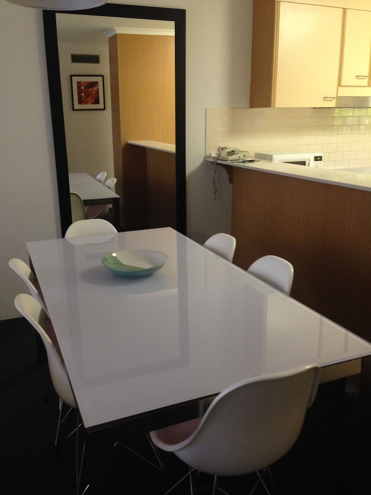 Adina Serviced Apartments Canberra Kingston 49/62