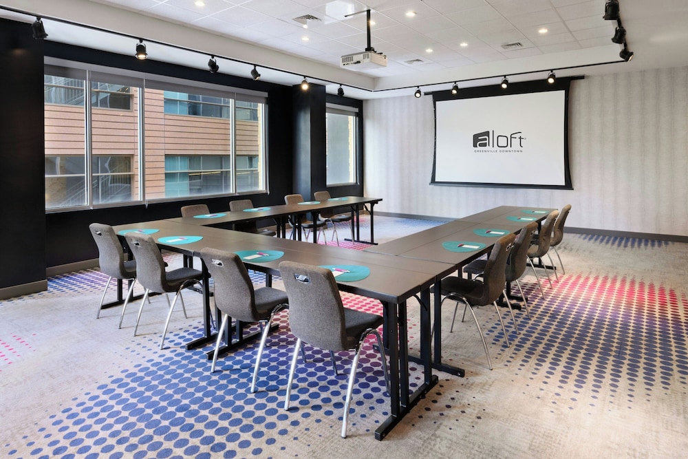 Aloft Greenville Downtown 38/50