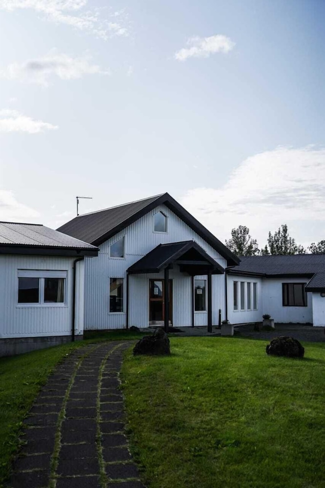 Hotel Leirubakki 22/23