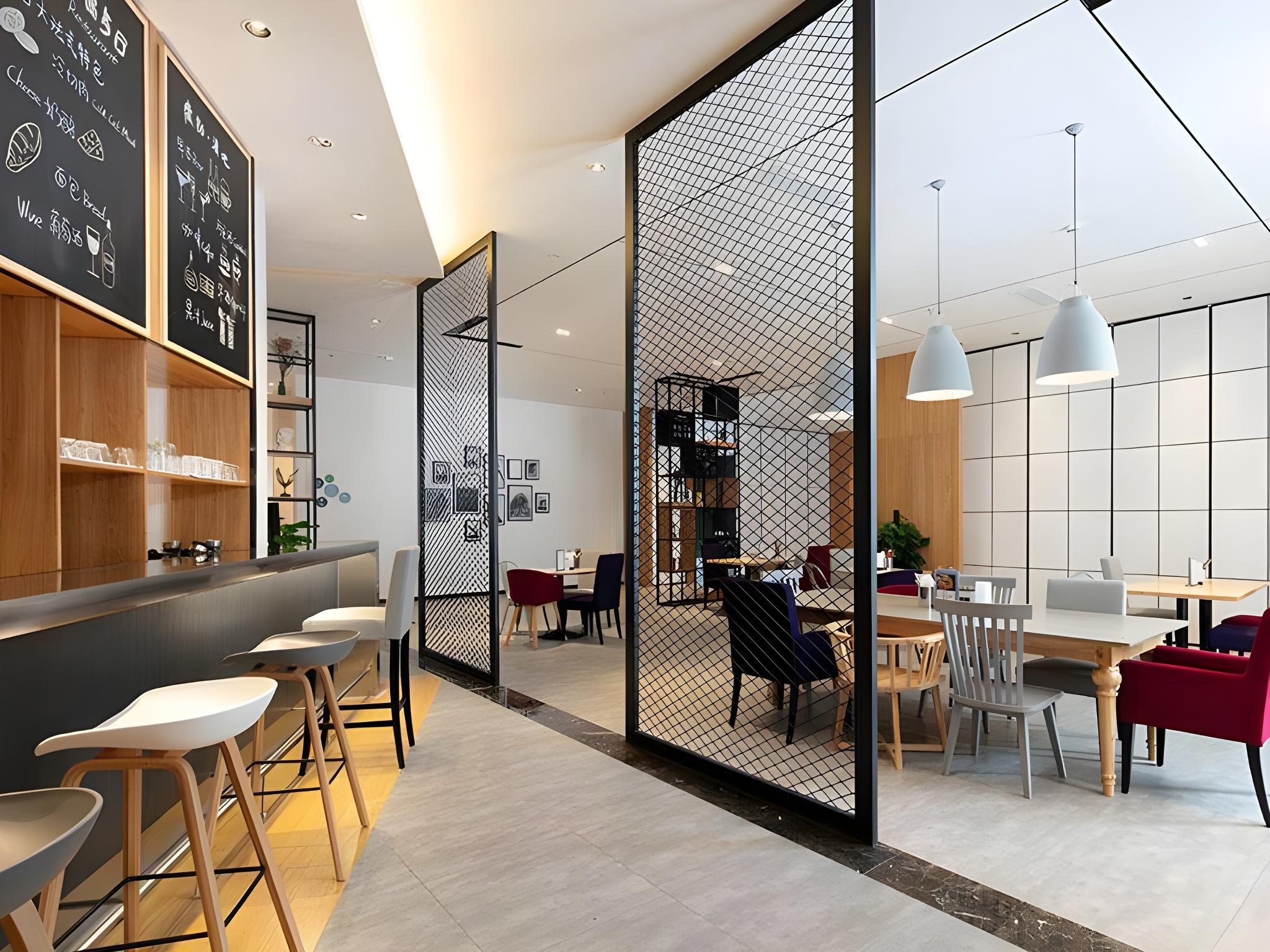 Campanile Hotel (Changsha Hongxing Desiqin Plaza) 27/41