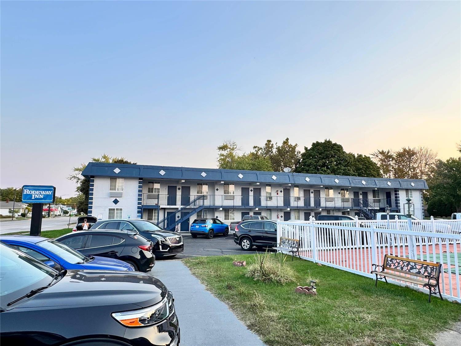 Rodeway Inn St. Joseph MI 15/20