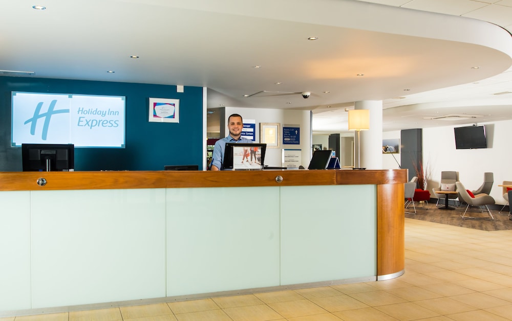Holiday Inn Express Newport 1/47