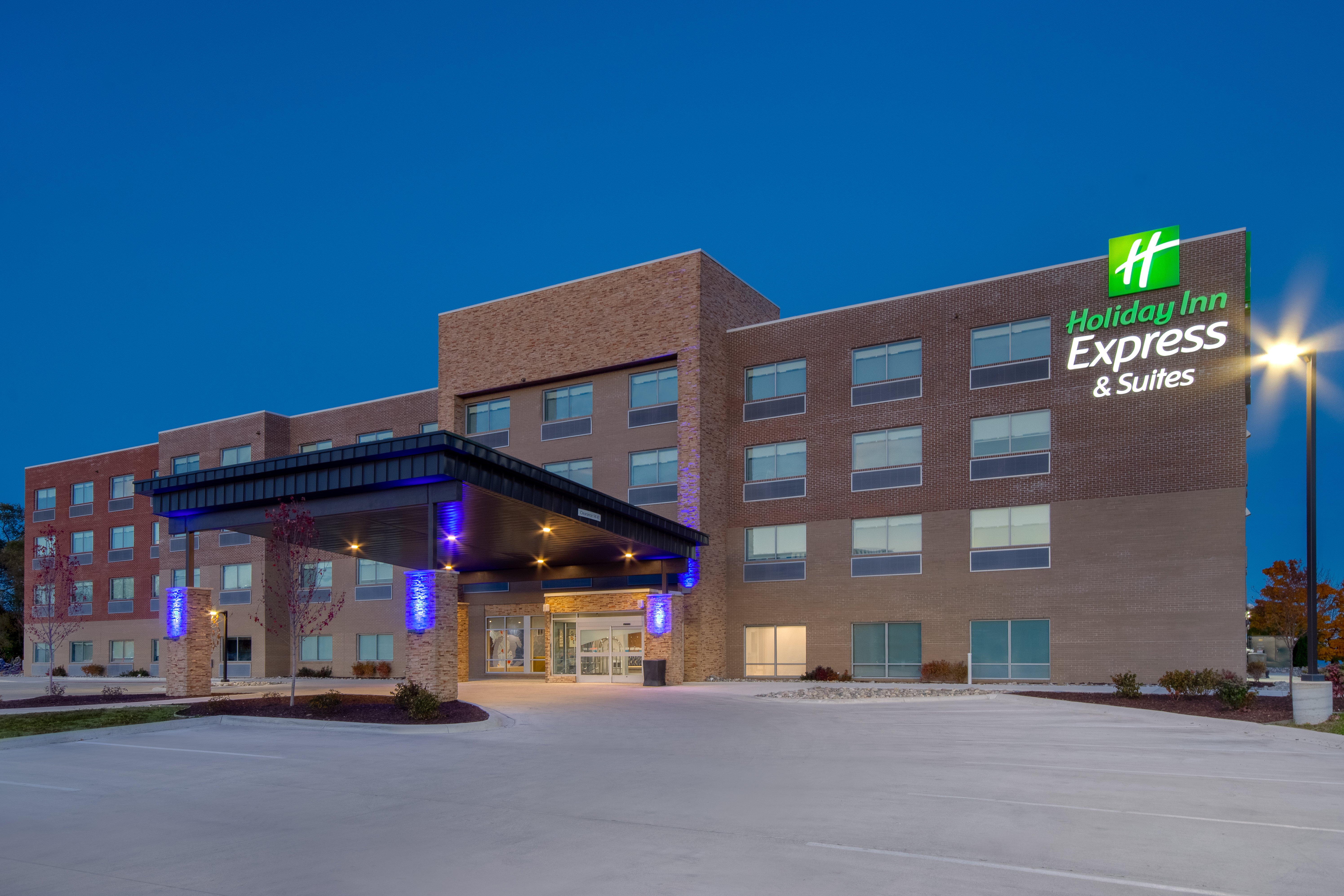Holiday Inn Express & Suites Oscoda, an IHG Hotel 1/33
